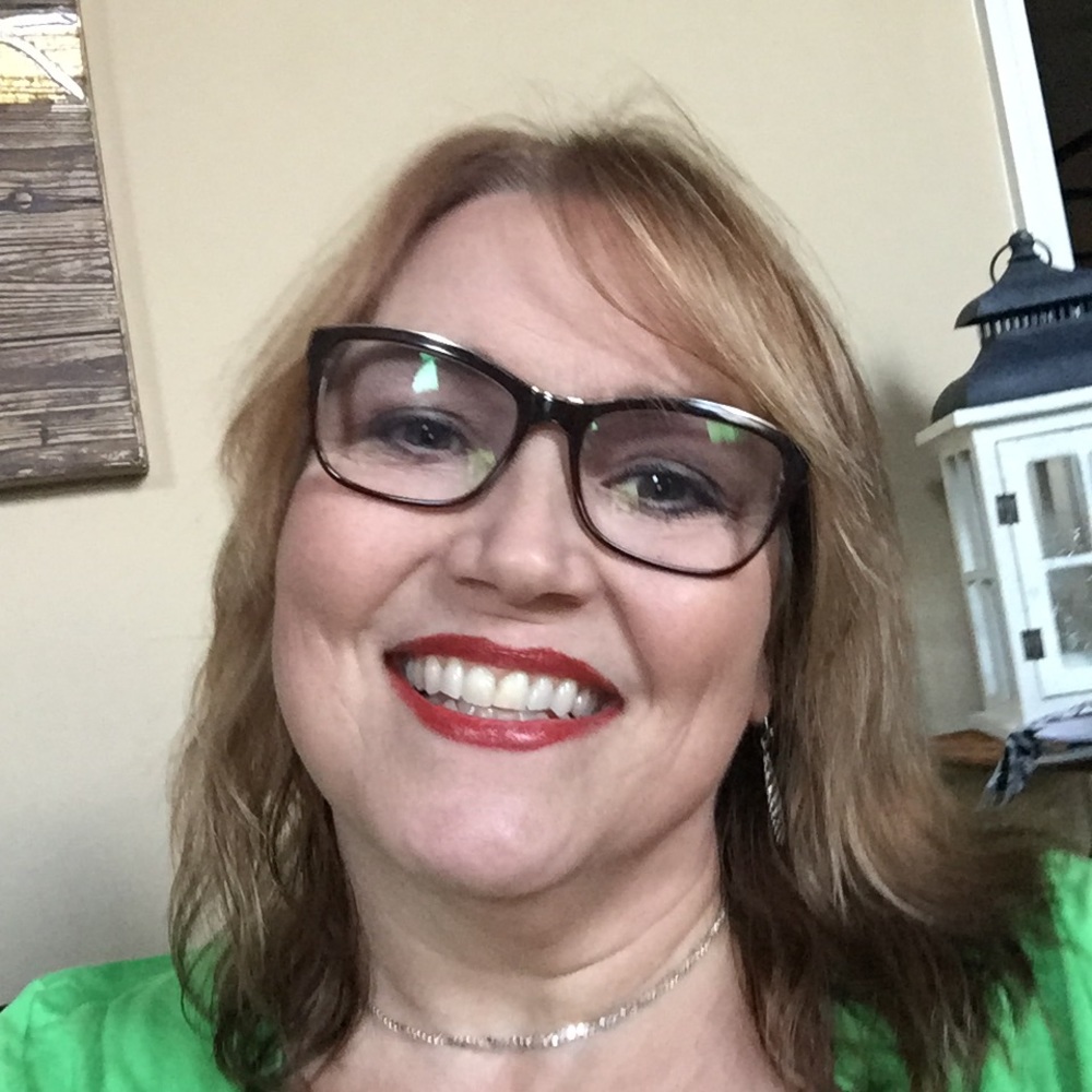 Meet your Posher, Lynne